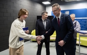 Prezydent Bytomia pogratulował mistrzostwa Polski młodym hokeistom Polonii Bytom [ (7)