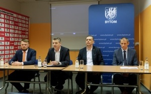 Bytom mówi stop zwolnieniom z WF (2)