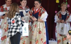 Stolarzowickie Gospodynie podczas rozdania nagród w konkursie na logo stowarzysznia (1)