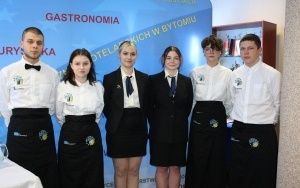 II Międzyszkolny Konkurs Turystyczny „Śląskie do odkrycia”  (1)