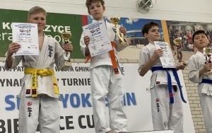 Bytomscy karatecy z medalami (1)