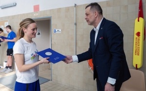 Prezydent pogratulował sukcesów młodym pływakom (4)