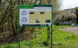 Obszar Warowny Śląsk - w miejscach dawnych schronów pasjonaci montują tablice informacyjne (2)