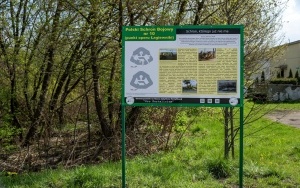 Obszar Warowny Śląsk - w miejscach dawnych schronów pasjonaci montują tablice informacyjne (3)