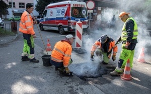 Rusza kolejny etap łatania dziur w drogach po zimie (7)