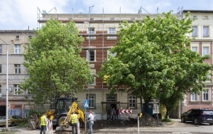 Remont budynku przy ul. Siemianowickiej 29 dobiega końca. Zamieszkają tu osoby z niepełnosprawnościami (1)