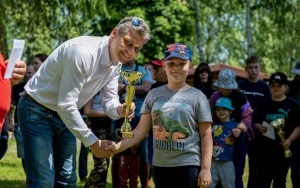 Zawody wędkarskie z okazji Dnia Dziecka (5)