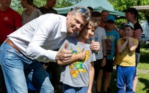 Zawody wędkarskie z okazji Dnia Dziecka (17)