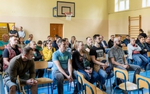 Prezydent Bytomia Mariusz Wołosz spotkał się z rodzicami młodych piłkarzy GKS Rozbark Bytom [ (2)