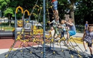 Nowe place zabaw w Bobrku już otwarte (16)