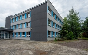 Budynek Szkoły Podstawowej Specjalnej nr 2 przy ul. Arki Bożka przeszedł termomodernizację  (1)