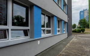Budynek Szkoły Podstawowej Specjalnej nr 2 przy ul. Arki Bożka przeszedł termomodernizację  (2)