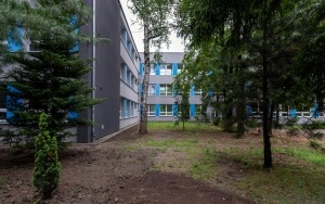 Budynek Szkoły Podstawowej Specjalnej nr 2 przy ul. Arki Bożka przeszedł termomodernizację  (3)