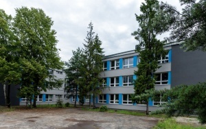 Budynek Szkoły Podstawowej Specjalnej nr 2 przy ul. Arki Bożka przeszedł termomodernizację  (5)
