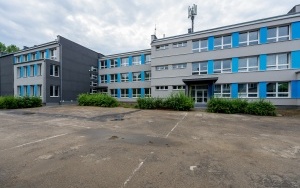 Budynek Szkoły Podstawowej Specjalnej nr 2 przy ul. Arki Bożka przeszedł termomodernizację  (9)