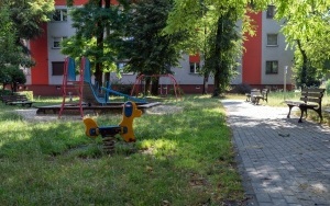 Dzieci będą miały nowy plac zabaw przy ul. Palińskiego w Łagiewnikach (7)