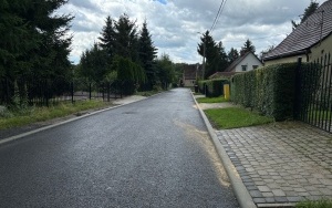 Ulice Łączna i Mikołaja w Rozbarku wyasfaltowane  (5)