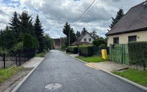 Ulice Łączna i Mikołaja w Rozbarku wyasfaltowane  (6)