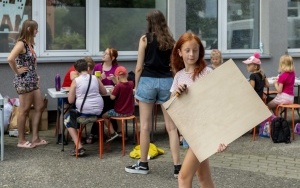 Becekobusowe zajęcia w Klubie Sezam  (6)