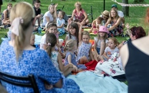 Ciocia Asia i zwierzaki odwiedziły park (6)