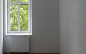 Przekazanie kluczy lokatorom wyremontowanego budynku przy ul. Siemianowickiej 29 (15)