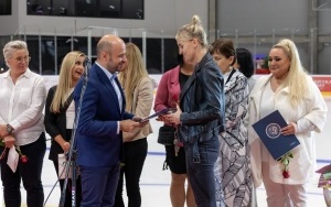 Uroczystość wręczenia tytułu Bytomianki Lata 2023 hokeistkom Polonii Bytom (9)