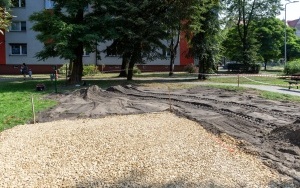Dzieci będą miały nowy plac zabaw przy ul. Palińskiego w Łagiewnikach (5)
