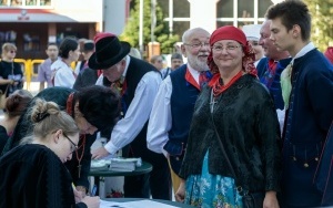 Śląski Plac w Miechowicach (1)