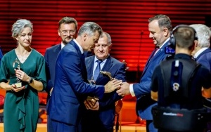 Wręczenie statuetek Superprezydenta  (1)