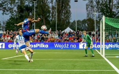 Pasjonujący mecz przy Piłkarskiej. Polonia wygrywa 4:3 ze Stomilem Olsztyn (6)