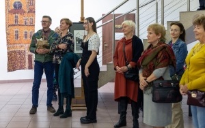 Barwy bytomskich kamienic wydobyte światłem (13)