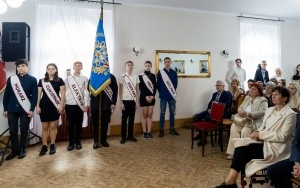 Uczniowie zainaugurowali rok szkolny wspólnie z Cechem Rzemiosł Różnych i Przedsiębiorczości (4)