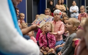 BECEK CZYTA - spotkanie z KICIĄ KOCIĄ (8)