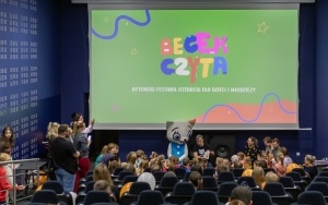 BECEK CZYTA - spotkanie z KICIĄ KOCIĄ (9)