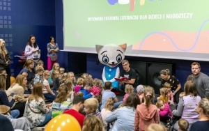 BECEK CZYTA - spotkanie z KICIĄ KOCIĄ (10)