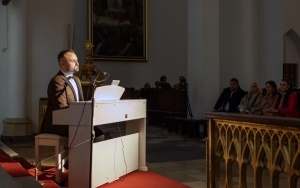 Organy zagrały w kościele (5)