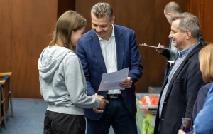 : Prezydent podziękował wolontariuszom, którzy pomagali podczas XIV Bytomskiego PKO Półmaratonu  (16)