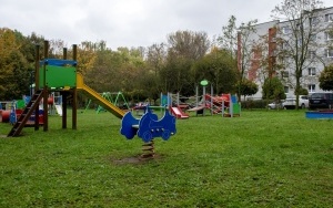Plac zabaw przy Przedszkolu Miejskim nr 21 (6)
