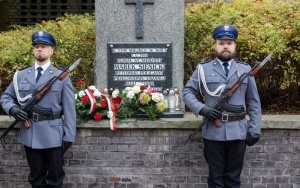 Pamięci tych, którzy odeszli na zawsze (5)