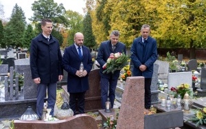 Pamięci tych, którzy odeszli na zawsze (6)