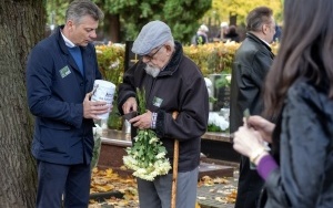 Kwesty na bytomskich cmentarzach (11)