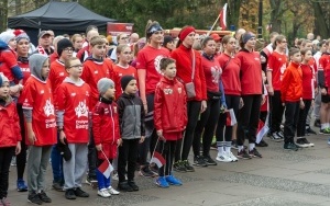 Narodowe Święto Niepodległości 2023 - Wspólne śpiewanie hymnu (7)