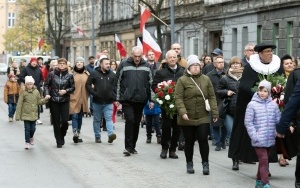 Narodowe Święto Niepodległości 2023 - Msza święta za Ojczyznę oraz przemarsz do pomnika Wolności (8)