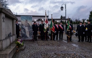 Uroczystości barbórkowe pod tablicą upamiętniającą górników, którzy zginęli podczas katastrofy w Heinitzgrube w Rozbarku (7)