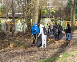 Sprzątanie Parku Amendy (2)