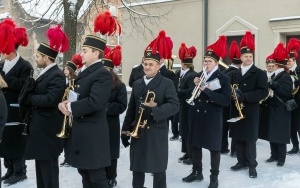 Górnicza Orkiestra obudziła bytomian. Dzisiaj obchodzimy Barbórkę (4)