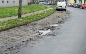 W przyszłym roku ruszy przebudowa ul. Tysiąclecia w Stroszku (6)