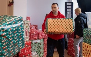 Bytomianie pomagają rodzinom w potrzebie (2)