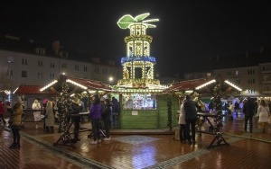 Elza z Anną na Bytomskim Jarmarku Świątecznym (6)