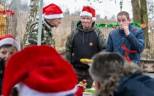 Spotkanie opłatkowe - bezdomni (5)